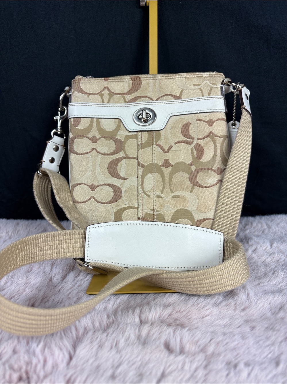 Coach Hampton Op Art North South Swingpack Crossbody 41258 Khaki Cream